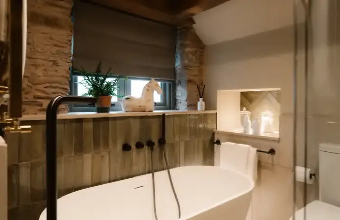 holiday home bathroom